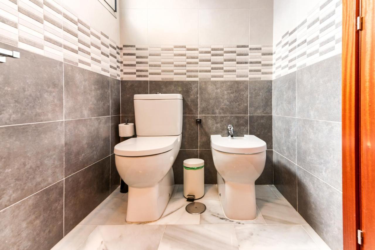 Holidays2Malaga Salitre Cerca Estacion Ave & Fibra Wifi Luaran gambar